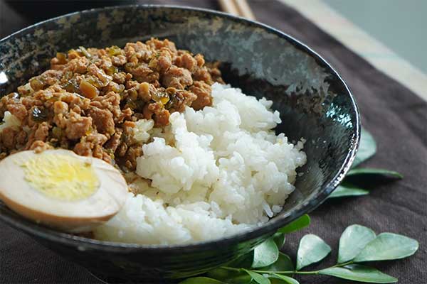 本場仕込みの台湾料理